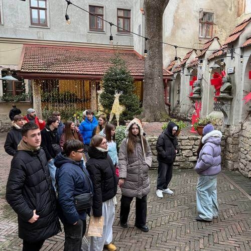 зображення дітей на відпочинку