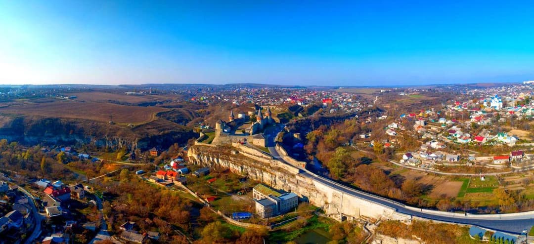Куди поїхати з класом в Україні: 10 ідей шкільних подорожей, що доповнюють навчання