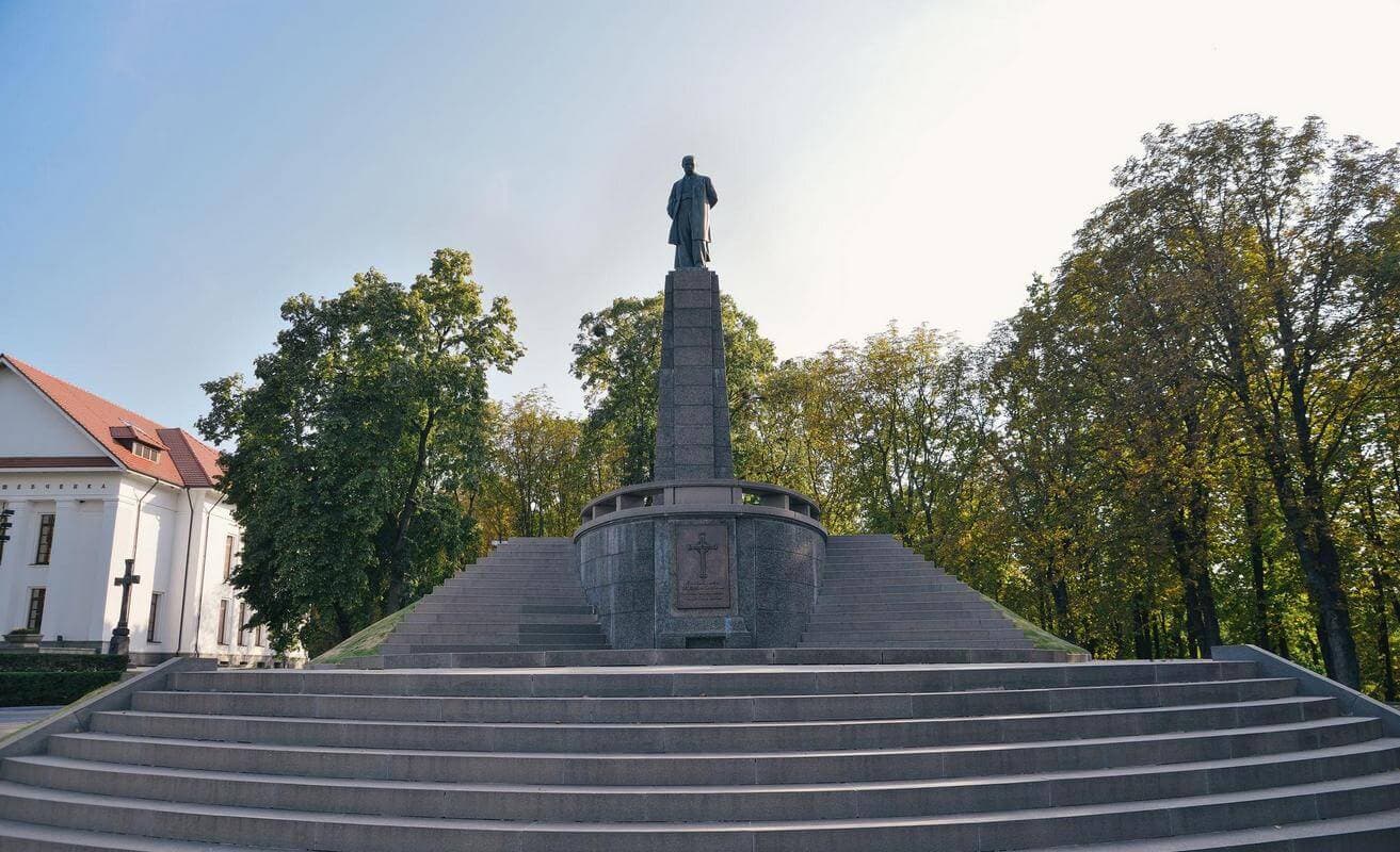 Канів: історія через постать Тараса Шевченка