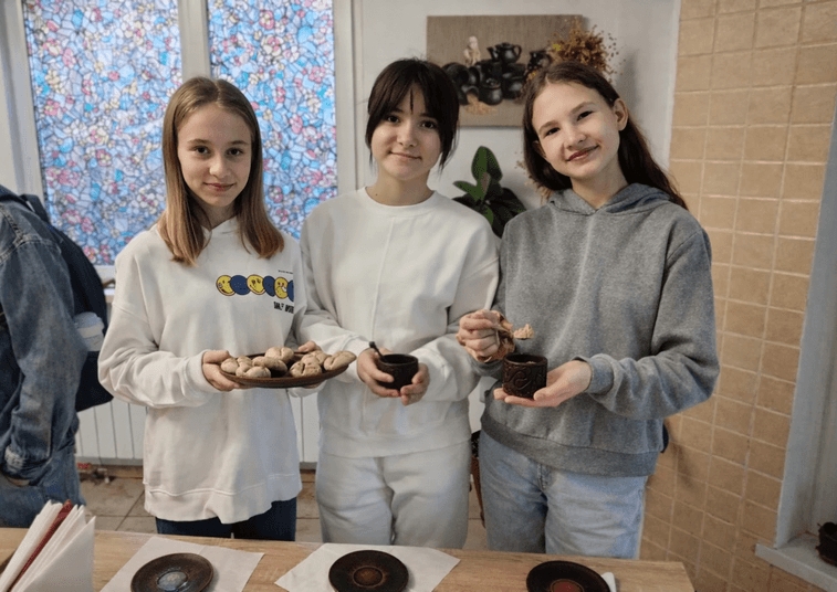 зображення дітей на відпочинку